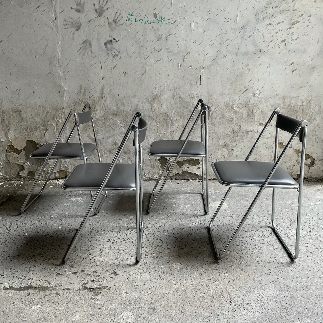Italian folding Tamara chair by Arrben
