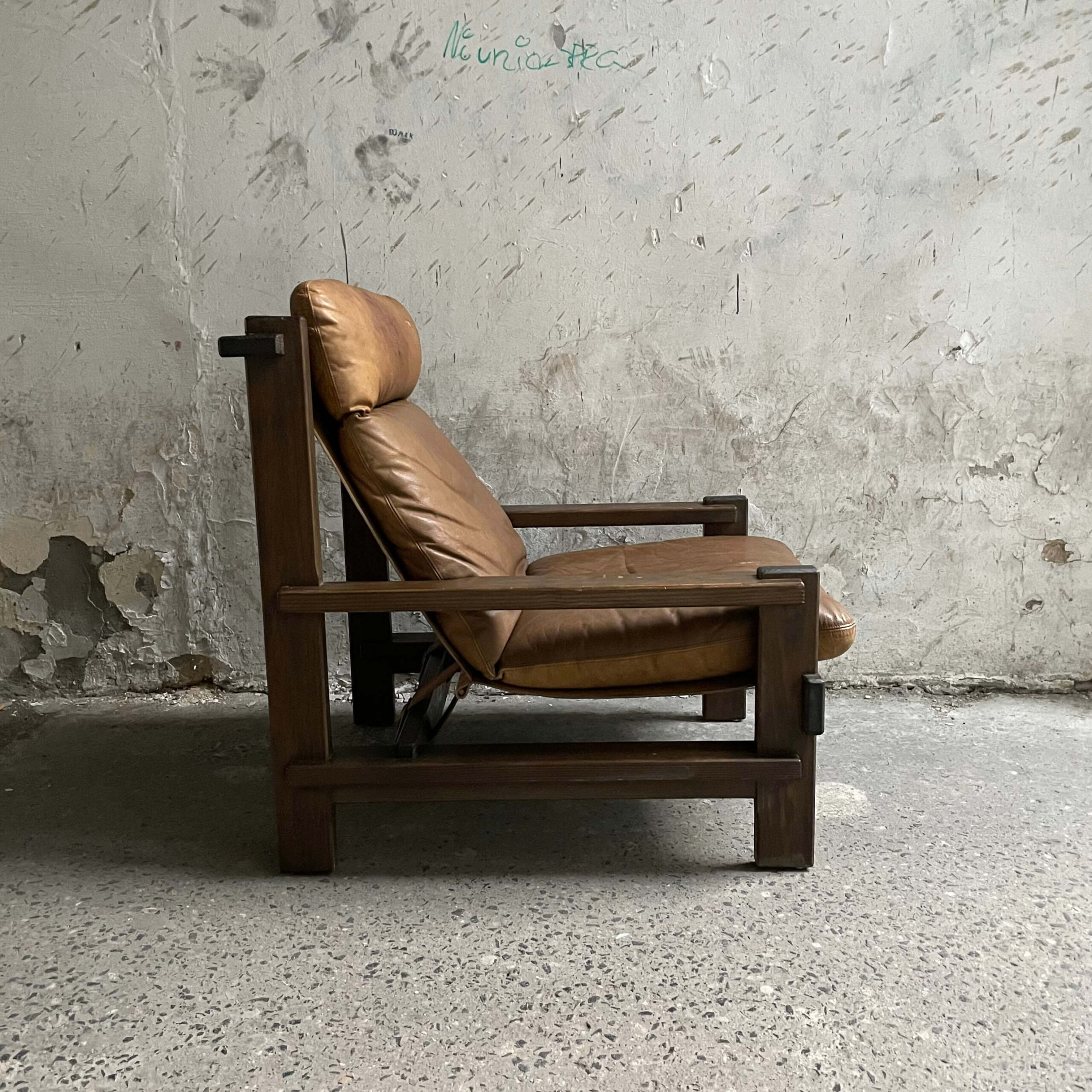 Leather armchair by Carl Straub side view