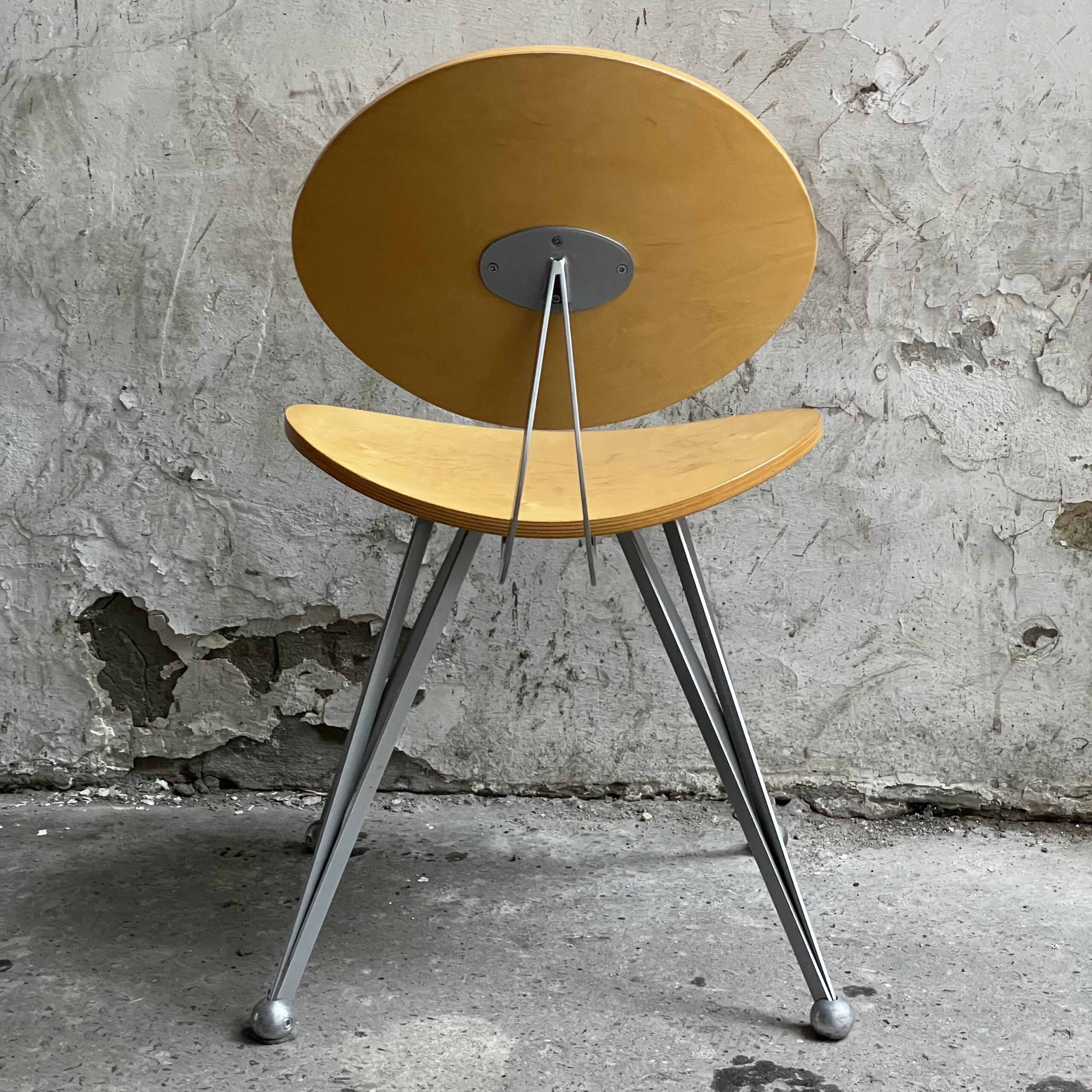 Ron Arad Zeus Anonimus made in Italy chair Metal and plywood Krzeslarz Warszawa Postmodern