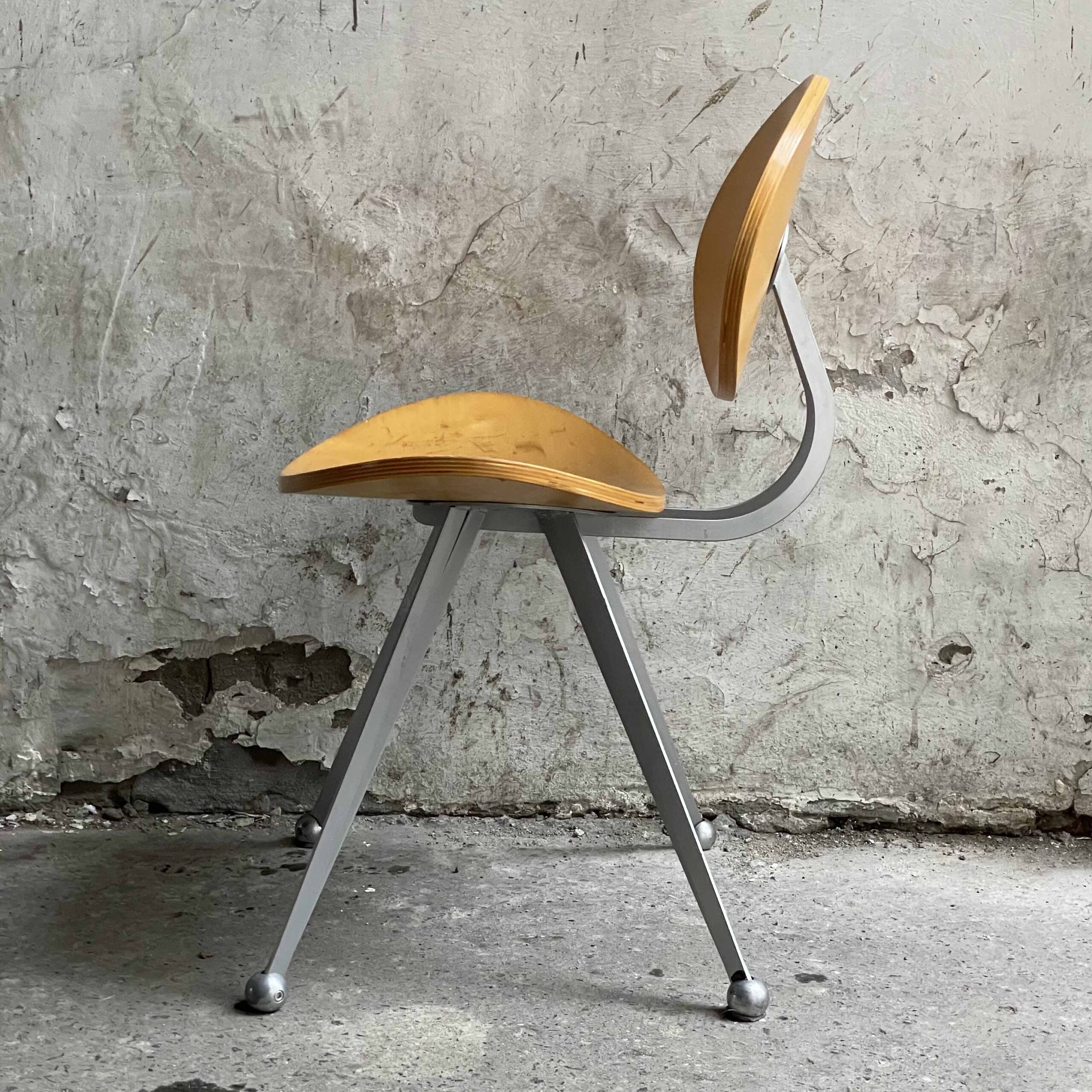 Ron Arad Zeus Anonimus made in Italy chair Metal and plywood Krzeslarz Warszawa Rare