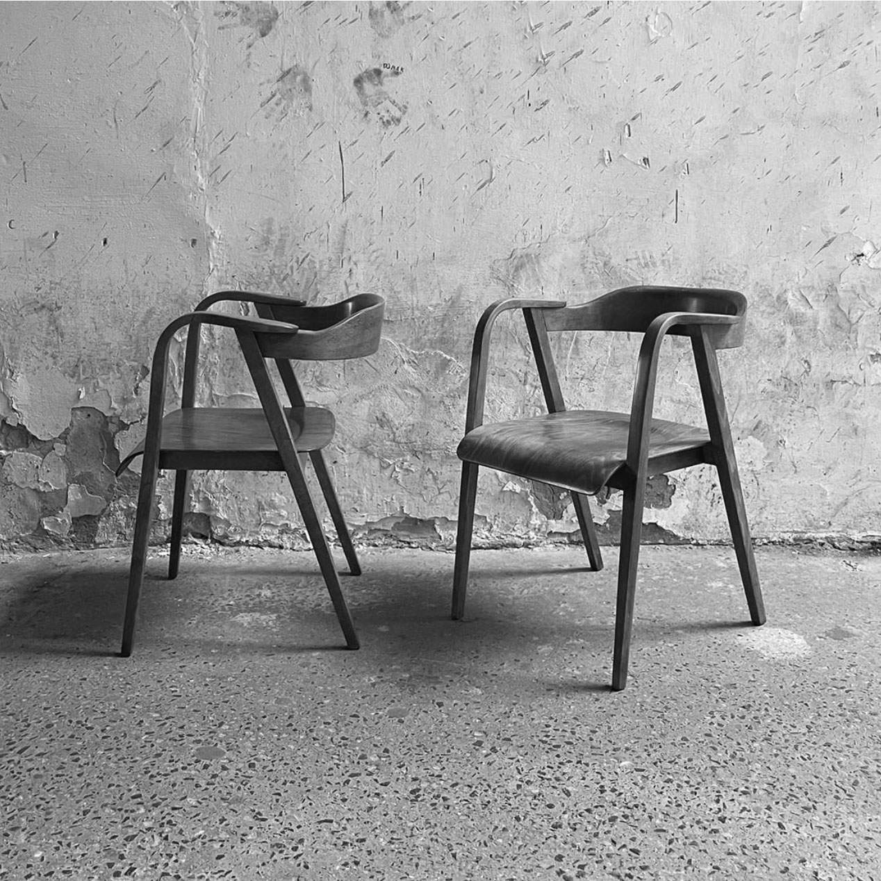 Fotele gięte, B-591, Marian Sigmund, Jasienica