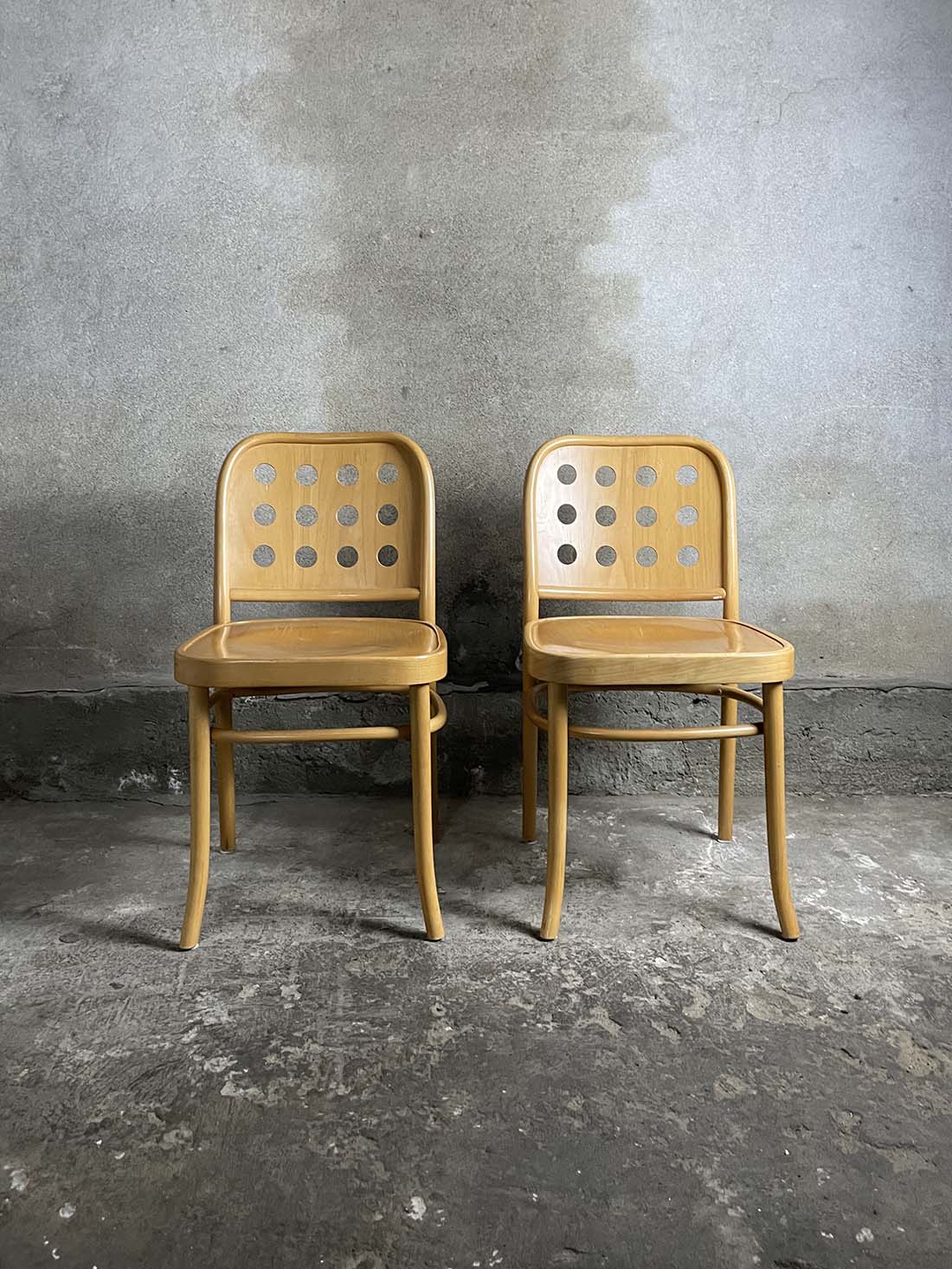 Josef Hoffman A811 gięte krzesło bukowe krzeslarz duet