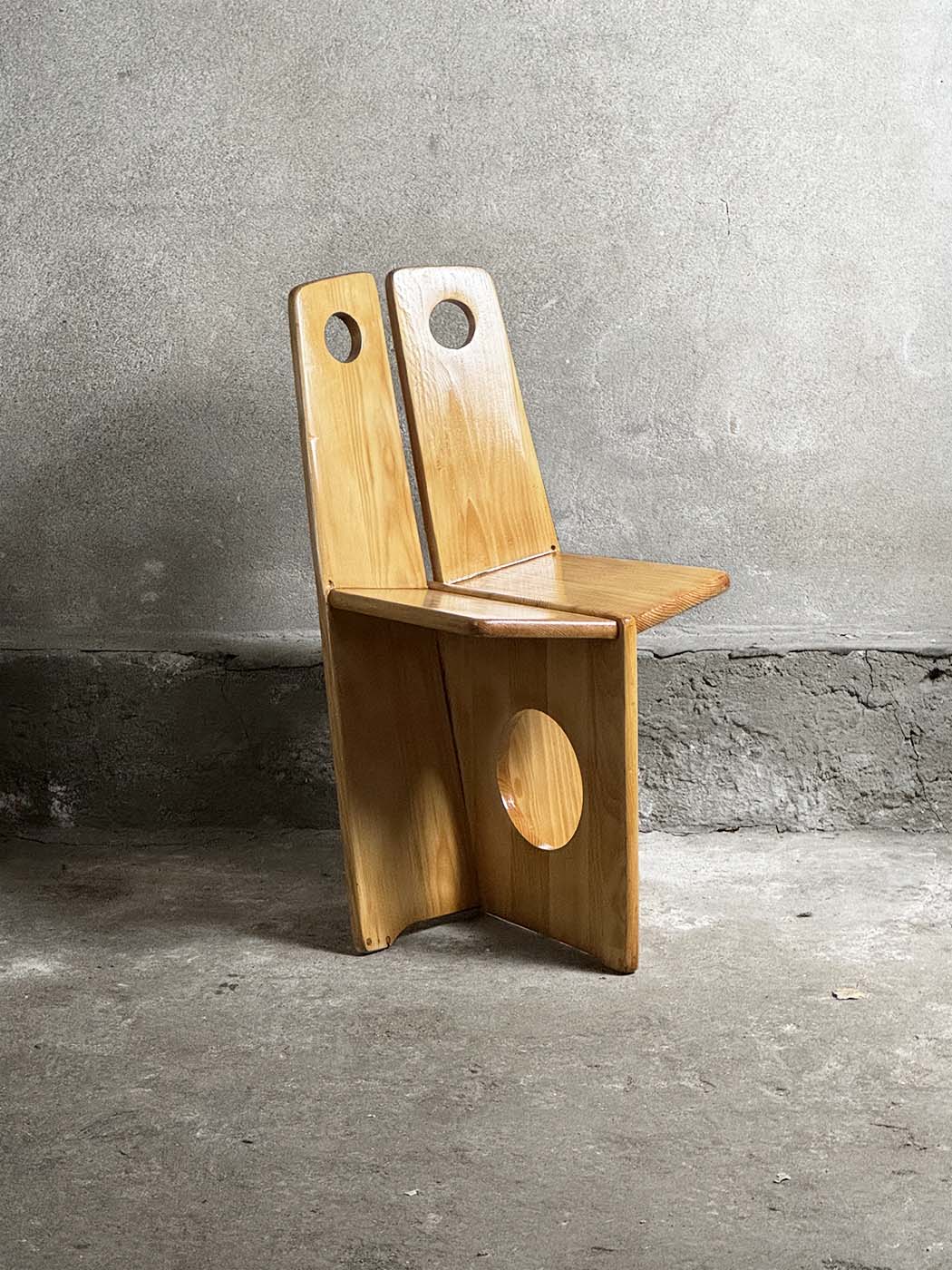 Marklund Gilbert krzesło sosnowe klasyk