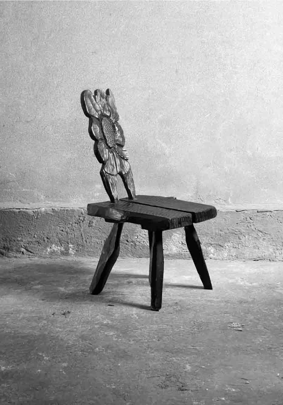 krzesła góralskie z motywem kwiatów, lata 60/70, 3 sztuki