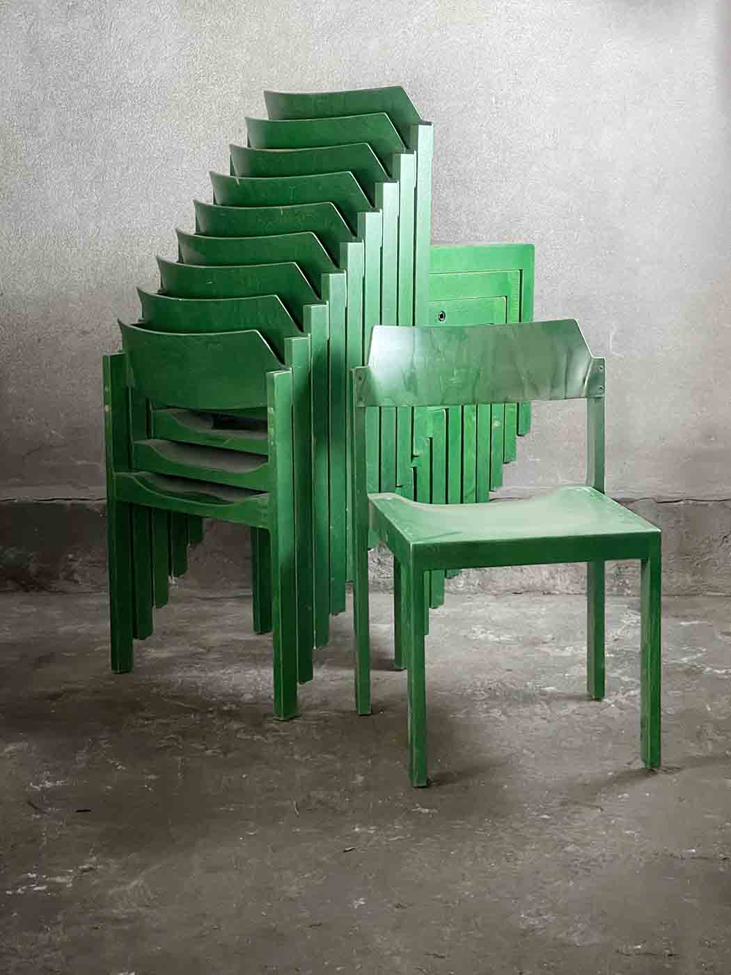 zielone sztaplowane krzesła Nr. 201, proj. Rainer Schell, Schlapp Möbel, Niemcy, sprzedane