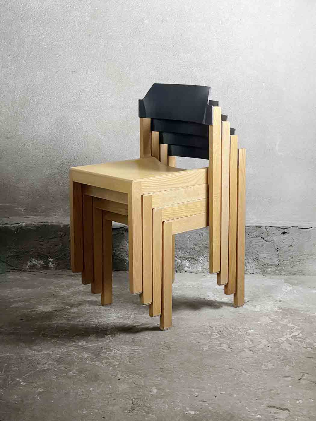 sztaplowane krzesła Nr. 201, proj. Rainer Schell, Schlapp Möbel, Niemcy, sprzedane