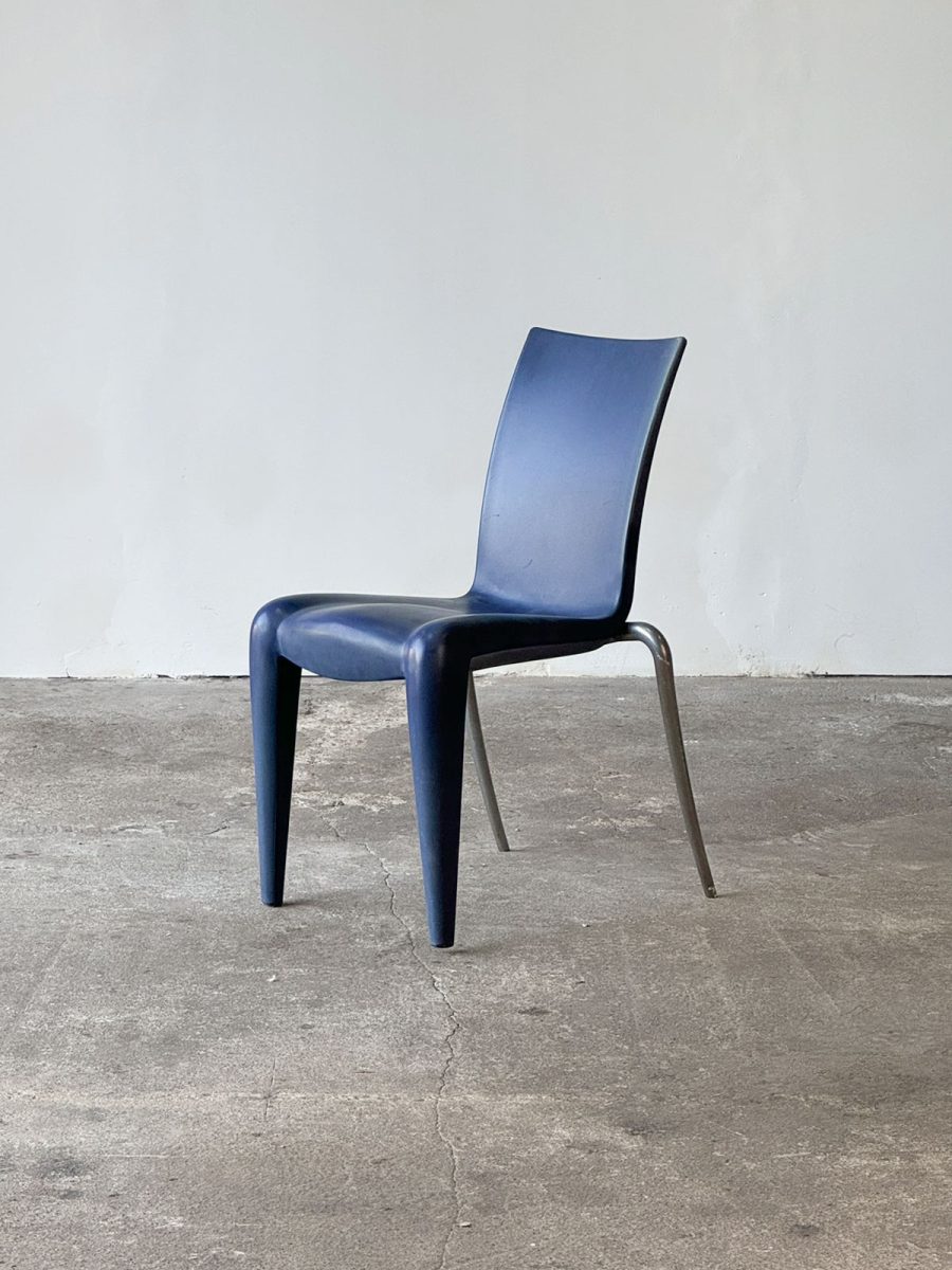 zielone i niebieskie krzesła Louis 20, proj. Philippe Starck, Vitra