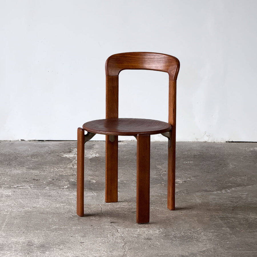 Brązowe krzesło Rey 3300, lite drewno bukowe i sklejka, projekt Bruno Rey