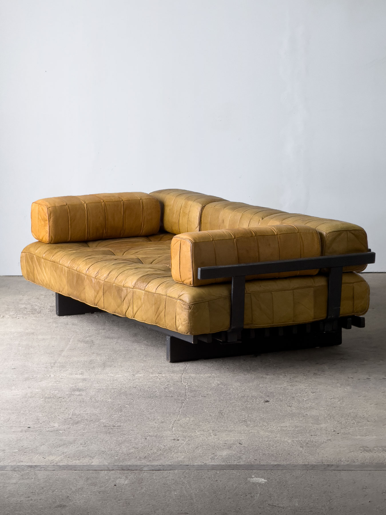 Skórzana kanapa De Sede DS-80 z podłokietnikami w sklepie Krzeslarz.pl