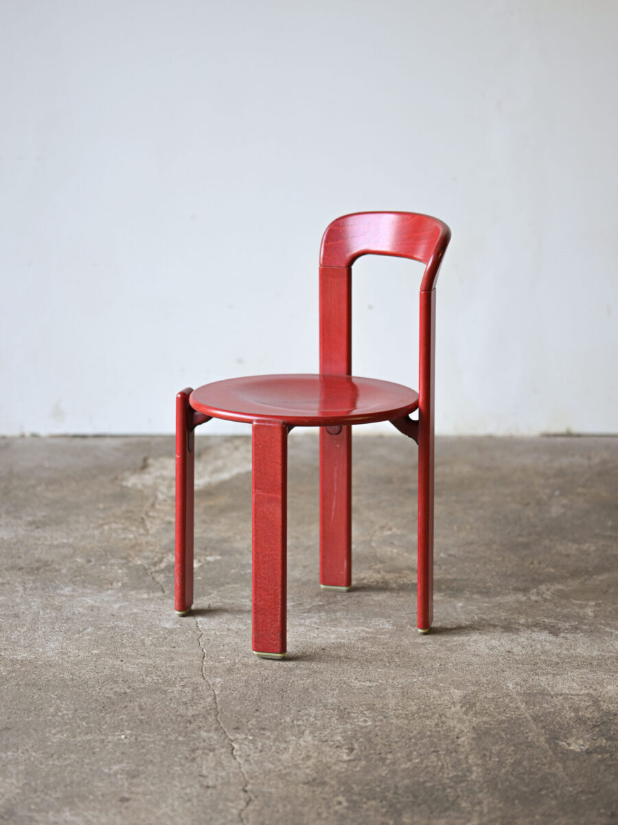 czerwone krzesło Rey 3300, proj. Bruno Rey, Szwajcaria