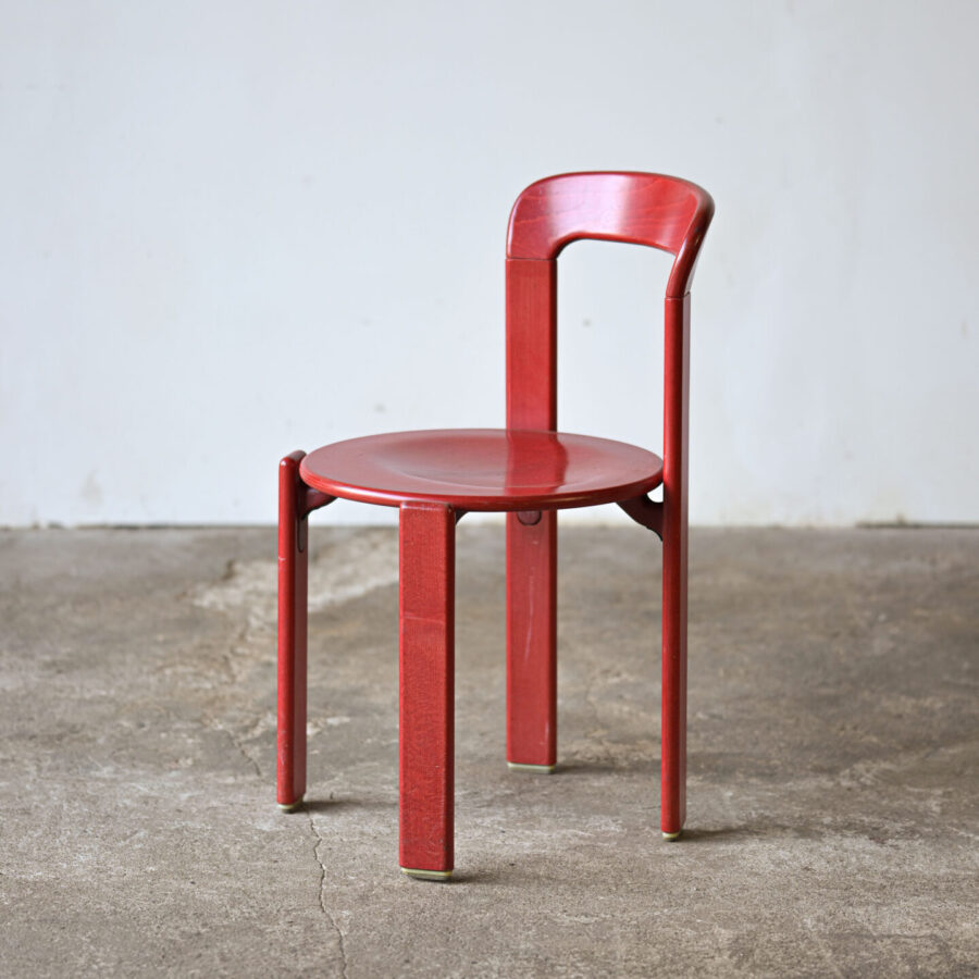 czerwone krzesło Rey 3300, proj. Bruno Rey, Szwajcaria