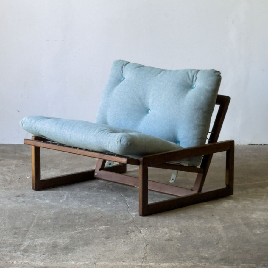 : Fotel Carlotta przód, błękitna tapicerka, Krześlarz