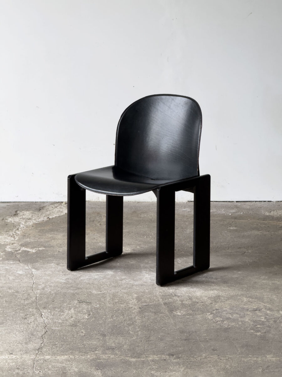 zestaw 4 krzeseł Dialogo, proj. Tobia Scarpa, B&B Italia, Włochy