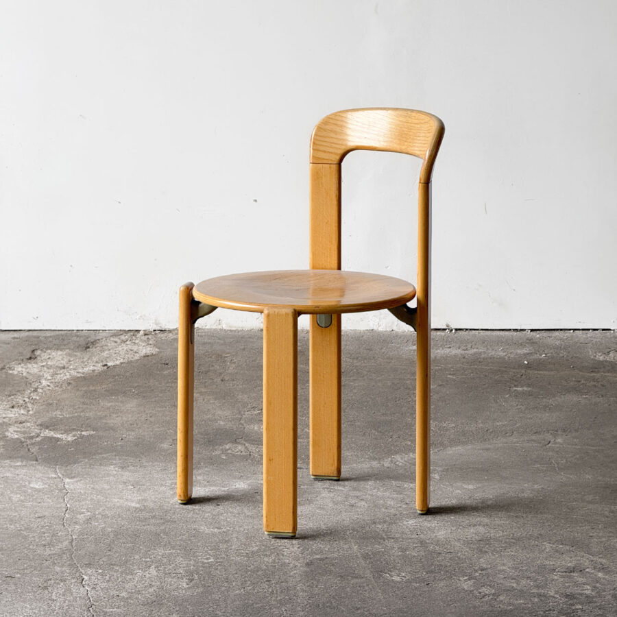 : Krzesło Rey 330 Bruno Rey, widok od przodu, naturalne drewno