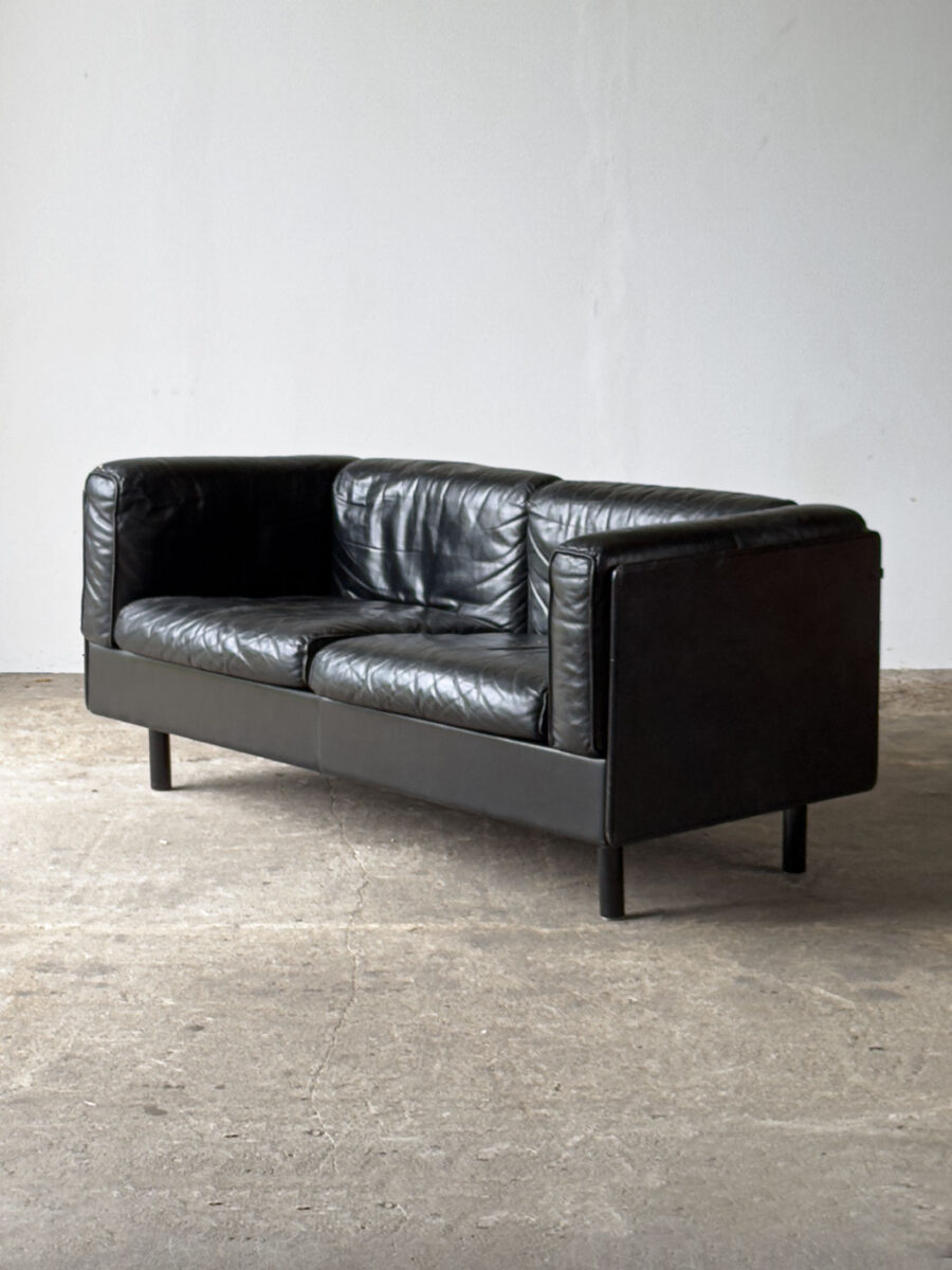 skórzana kanapa, Zanotta, Włochy