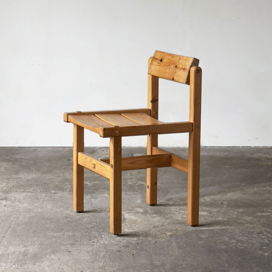 Krzesło Trybo, przód i siedzisko z drewna