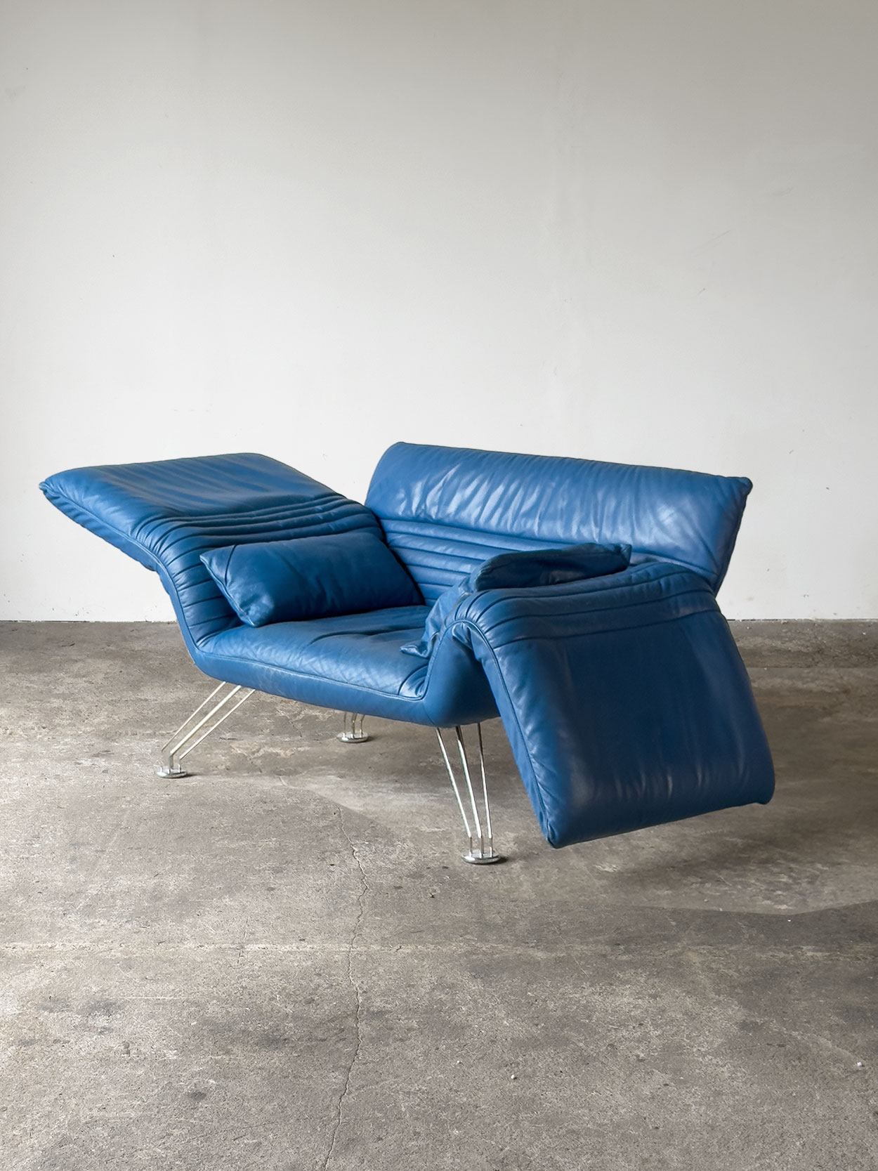 Fotel De Sede DS-142 z rozłożonymi bokami i oparciem