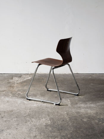 Krzesło sztaplowane, proj. Eimar Flötotto, Flötotto, Niemcy