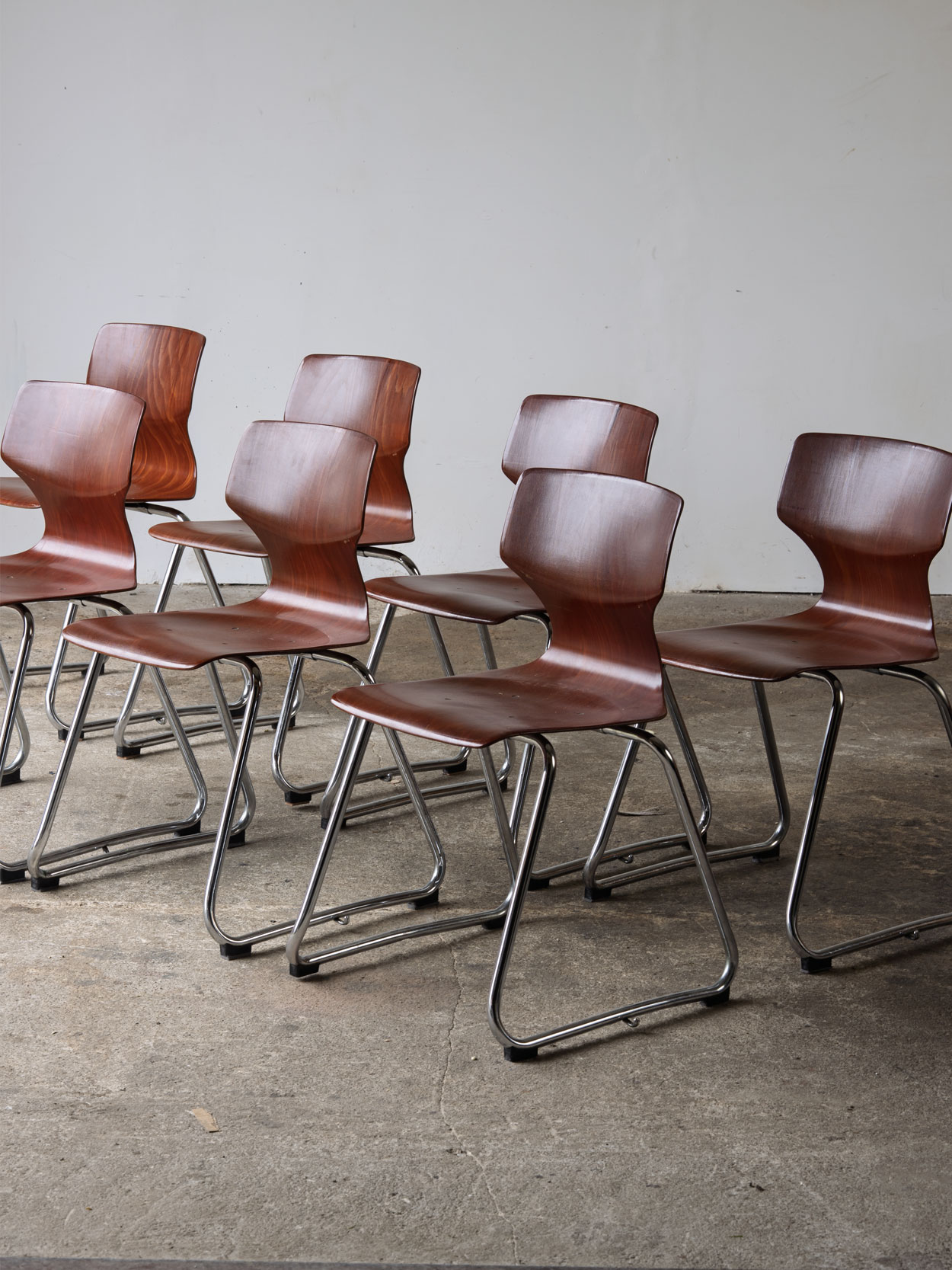 Krzesło sztaplowane, proj. Eimar Flötotto, Flötotto, Niemcy - obrazek 3