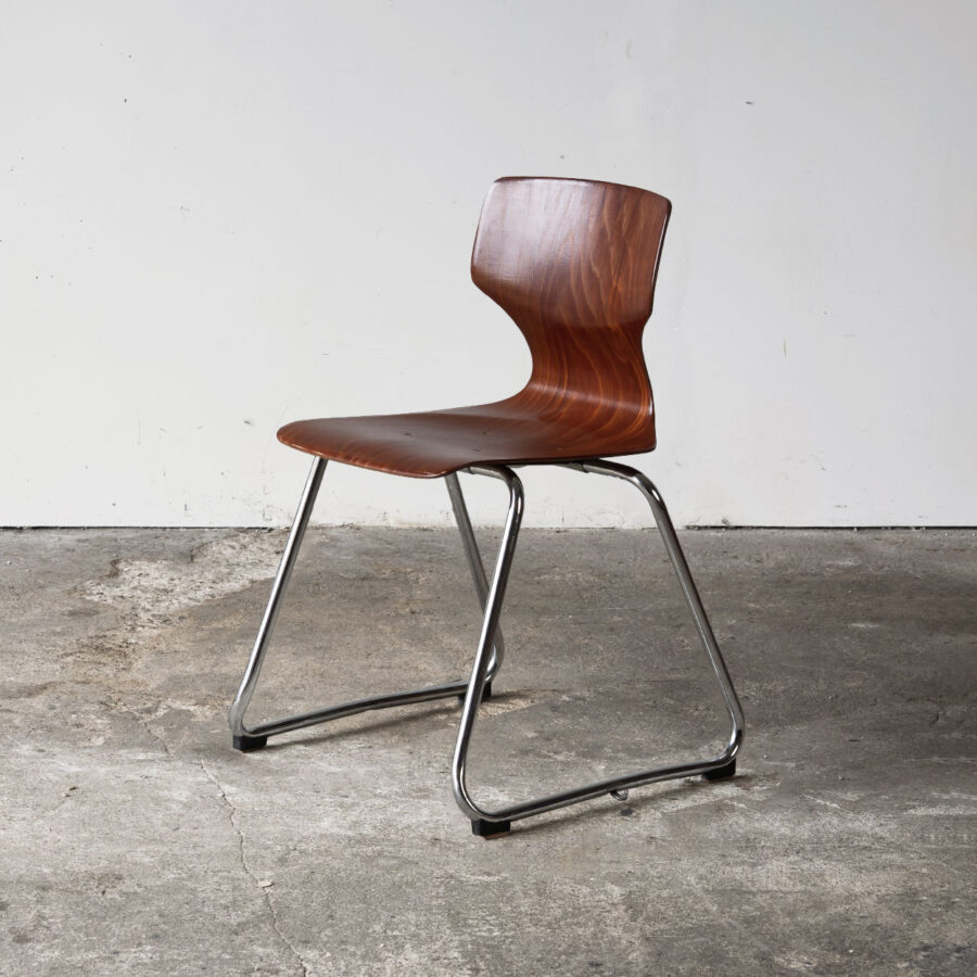 Krzesło sztaplowane, proj. Eimar Flötotto, Flötotto, Niemcy