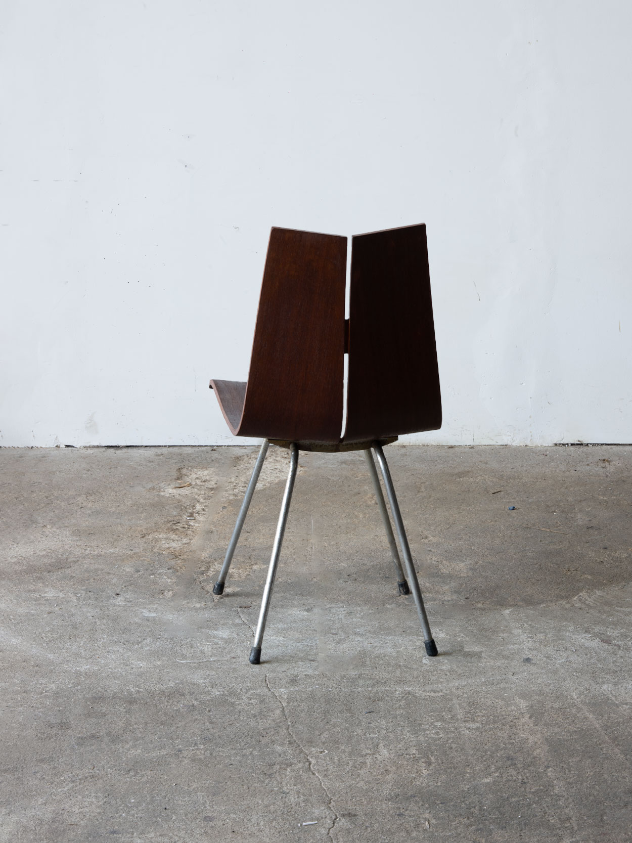 Krzesło GA Hans Bellmann widok od tyłu