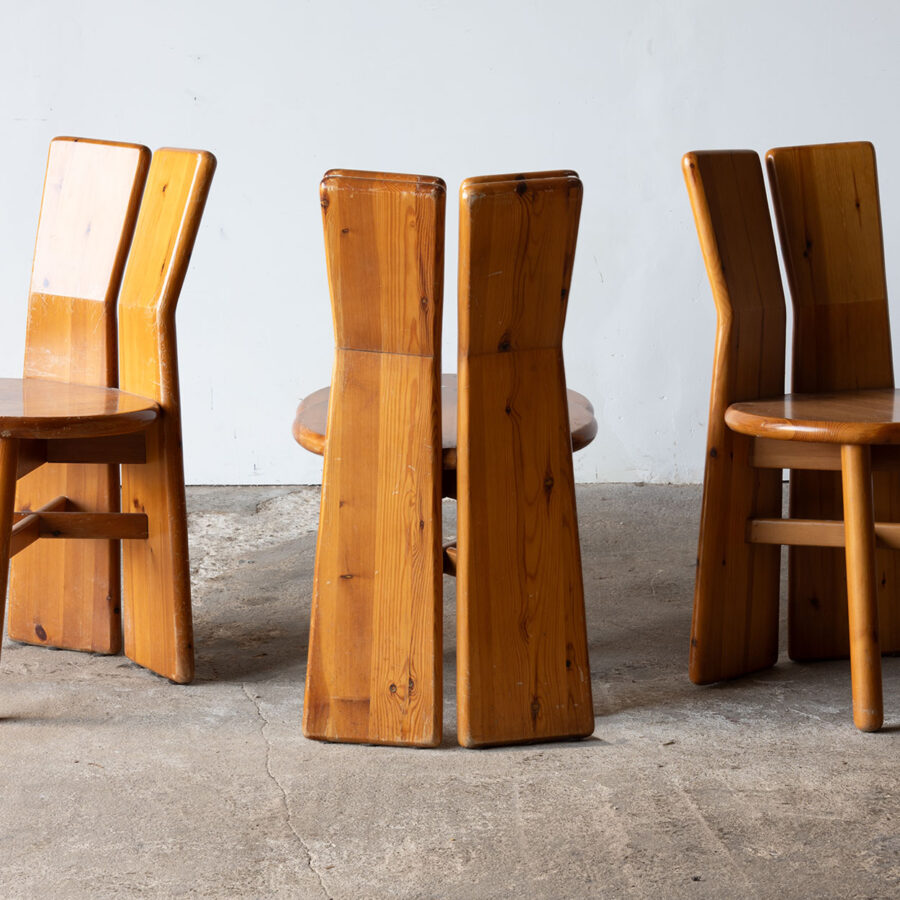 Trzy krzesła włoskie widok z tyłu, lite drewno