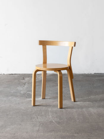 Krzesło nr. 68, proj. Alvar Aalto, Artek, Finalndia